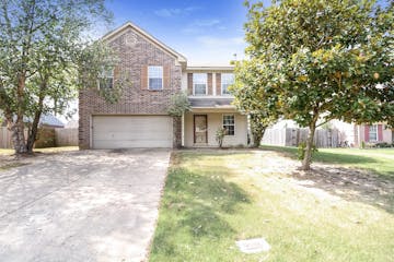 7327 Fox Creek Dr OLIVE BRANCH, MS 38654